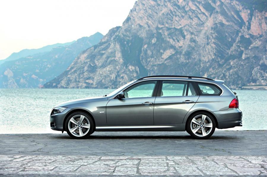  BMW 3-Series 2008 года  (фото 34 из 34)